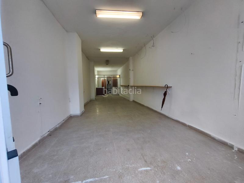 Foto 5a432beb-6b92-4d82-acda-fcdb6066f482. Local comercial en Los Castros Santander