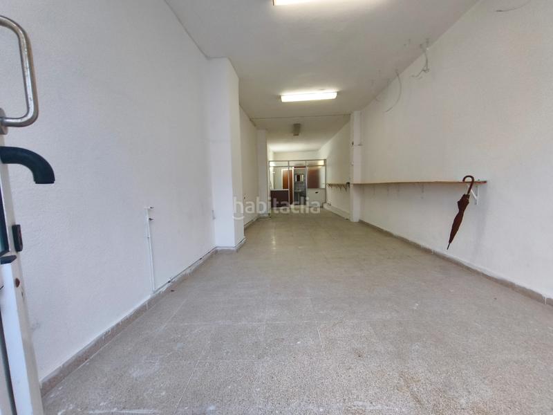 Foto 83472138-f798-43de-8f15-46da27d01273. Local comercial en Los Castros Santander