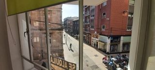Lloguer Local Comercial a Inmobiliaria - Barreda. Local comercial en venta en centro  torrelavega cantabria