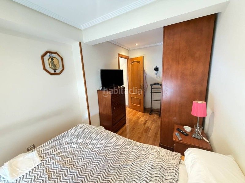 Foto 0f8025e0-f94d-461e-9583-7bcac7656020. Pis amb calefacció a Los Castros Santander