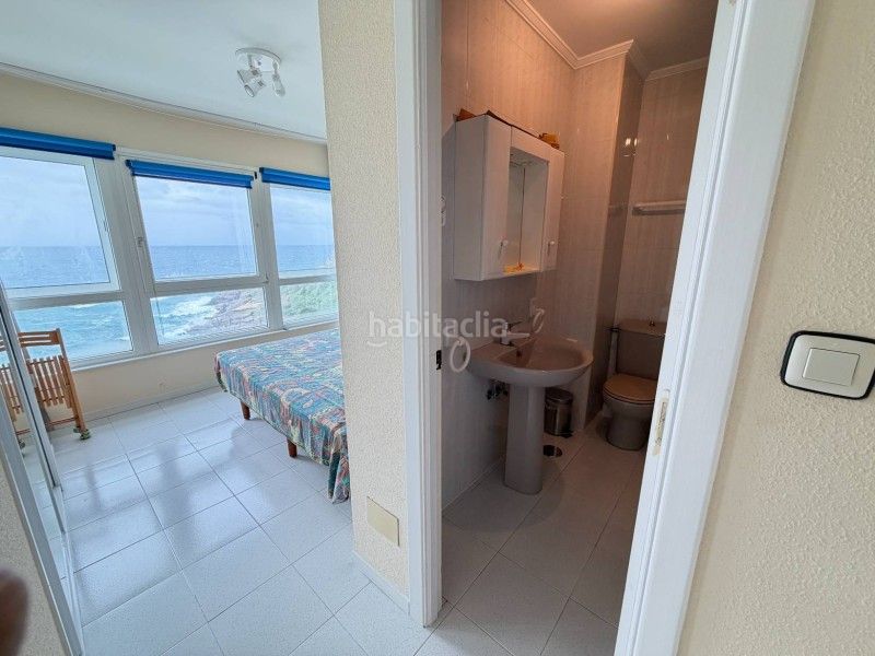 Foto ec1b0a27-f791-4551-b6da-f2177828e19e. Pis amb calefacció aparcament a Suances