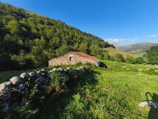 Chalet à Rionansa. Chalet en venta en san sebastián de garabandal cantabria