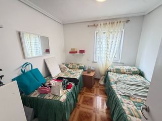 Flat in Covadonga - Campuzano - Ciudad Vergel. Piso en venta en barrio covadonga  torrelavega cantabria