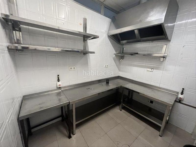 Foto b4025094-4643-4e6f-88aa-5bb22238f46a. Business premise in Centro Torrelavega