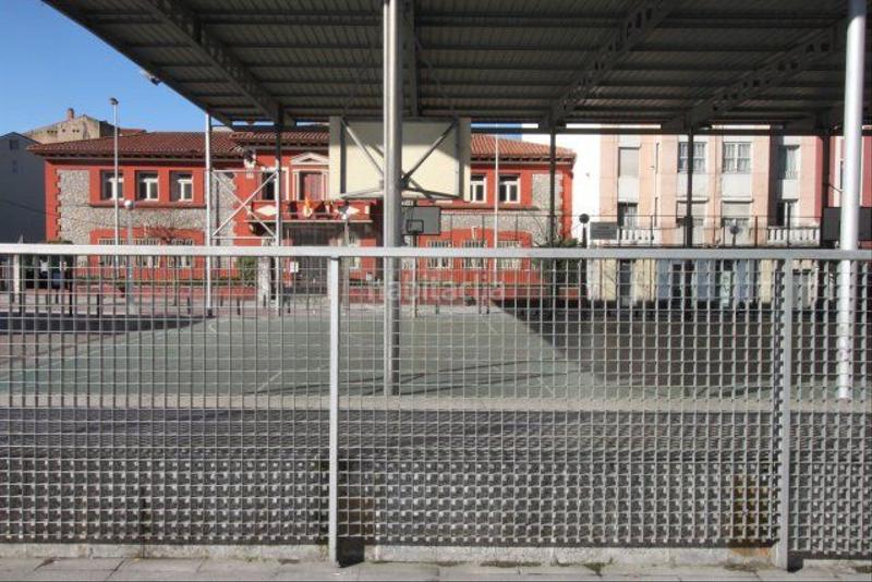 Foto 7eb441f6-09ce-4df4-9a69-4876ee48bac3. Parking voiture dans Centro Torrelavega