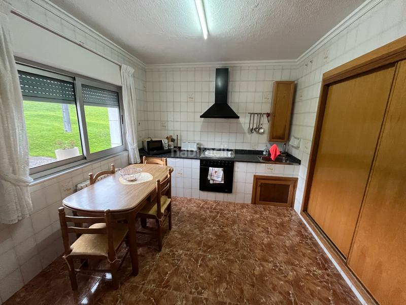 Foto 4db7b3fd-765a-43ed-91fb-3975c3acebb4. Casa con riscaldamento parcheggio in Bárcena de Cudón - Gomazo Miengo