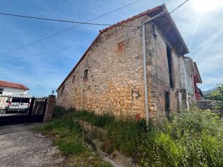 Casa aparellada  Barrio san juan