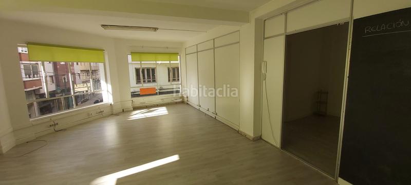 Foto 183d26d3-85a9-48b9-a807-5375523492da. Business premise in calle pablo garnica 1 in Centro Torrelavega