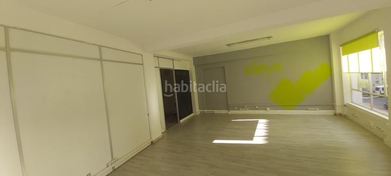 Foto f32fda32-1997-41de-b749-72a8bd86fe7b. Geschäftsraum in calle pablo garnica 1 in Centro Torrelavega