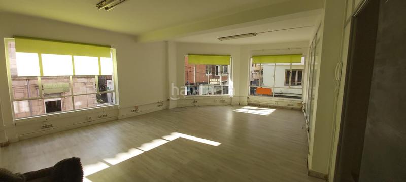 Foto 58fa8d16-8511-440f-82d9-e24ba42b0a49. Local commercial dans calle pablo garnica 1 dans Centro Torrelavega