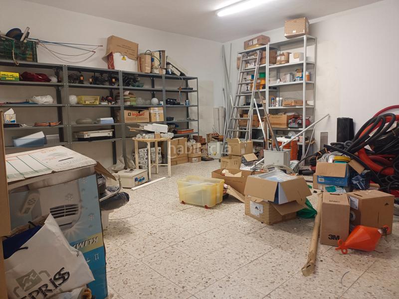 Foto 234d3921-7143-4a60-88f9-9c32bcb17ad0. Local comercial a Los Castros Santander