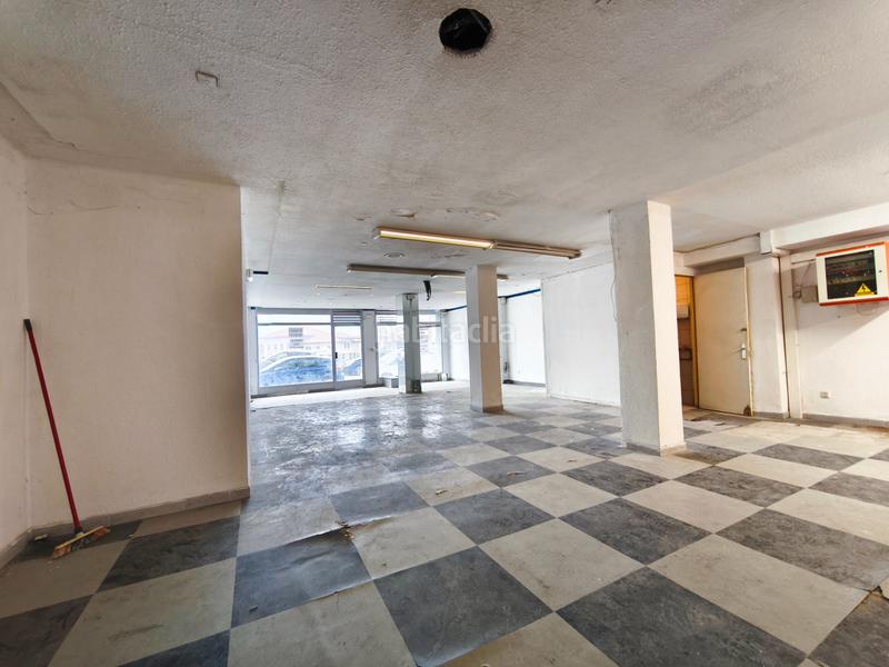 Foto 984887d9-59c9-4d14-b305-f475432913a5. Local comercial en Cuatro Caminos Santander