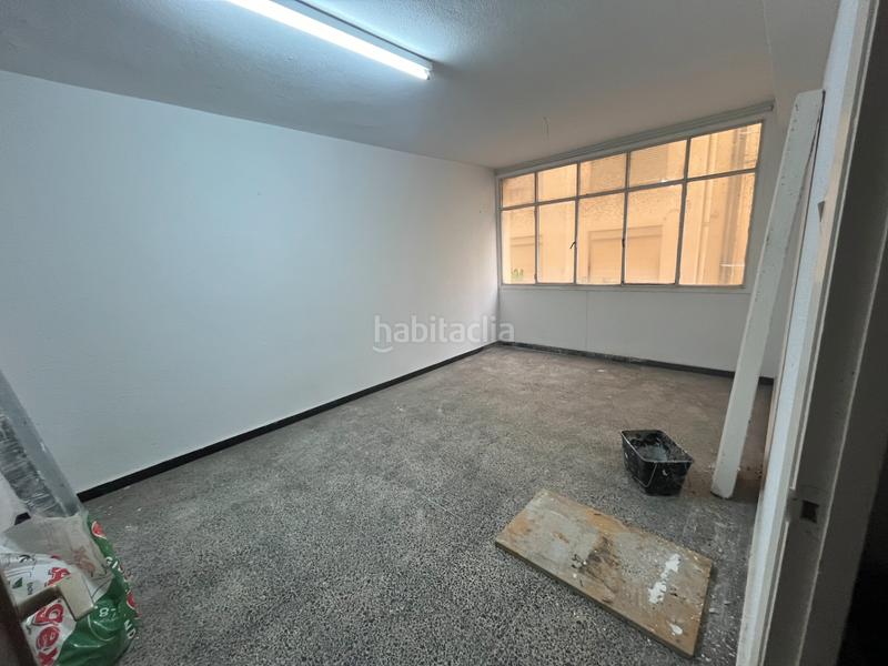 Foto a63a2d2a-208e-4ee8-b1bf-0360930d5cbb. Local comercial a calle alonso 5 a Cuatro Caminos Santander