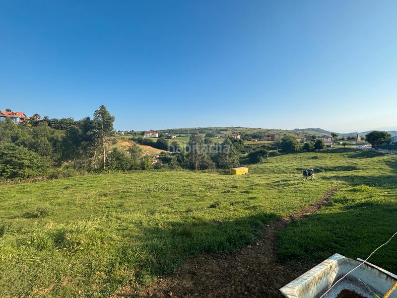 Foto e0d0716f-0b70-4e80-923b-088e3c68179e. Terreno residenziale in Suances