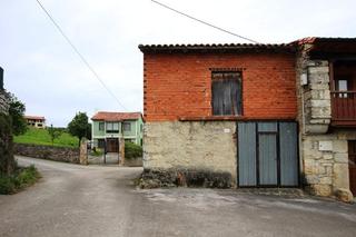 Casa a Valdáliga. Casa para reformar