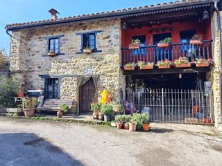 Maison à Tojos (Los). Encatadora casa con jardín en el corazón de la naturaleza
