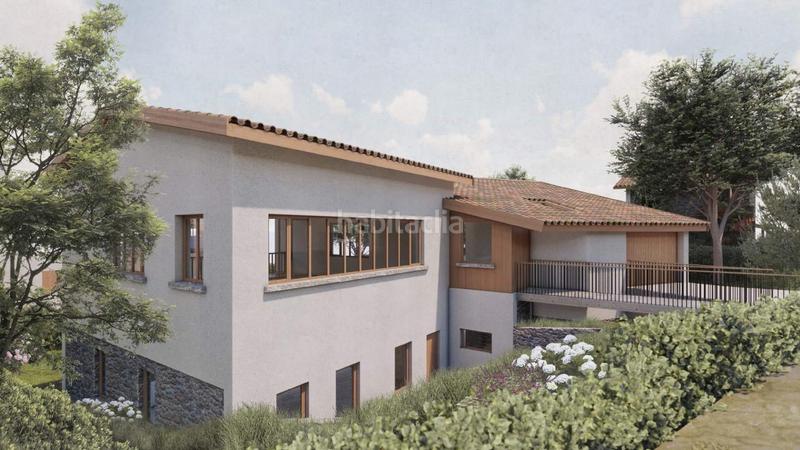 Foto c7d727c2-e236-4442-b377-cf6365d58f3f. Xalet amb aparcament a Valdáliga