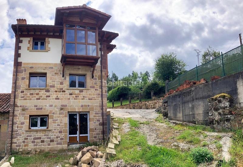 Foto c8950f94-68d4-41da-8174-fac8f5bc3680. Casa in Rionansa