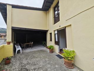 Casa en Alfoz de Lloredo. Descubre el encanto de vivir en un pueblo