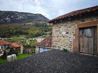 Casa a Rionansa. Edificio en puentenansa