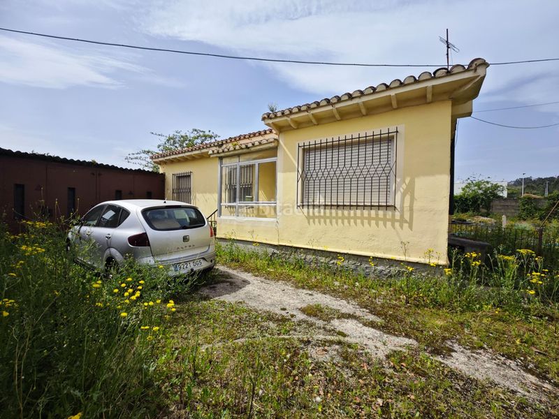 Foto c837102c-38fa-401d-8acd-21b4b8a3fade. Casa  independiente en ganzo con gran potencial en Torrelavega