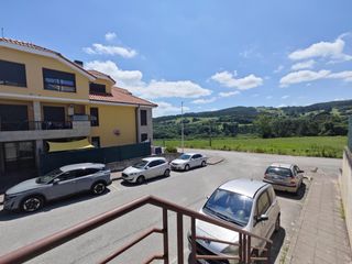 Appartement in Reocín. Magnífico piso en perfecto estado, listo para entrar a vivir!