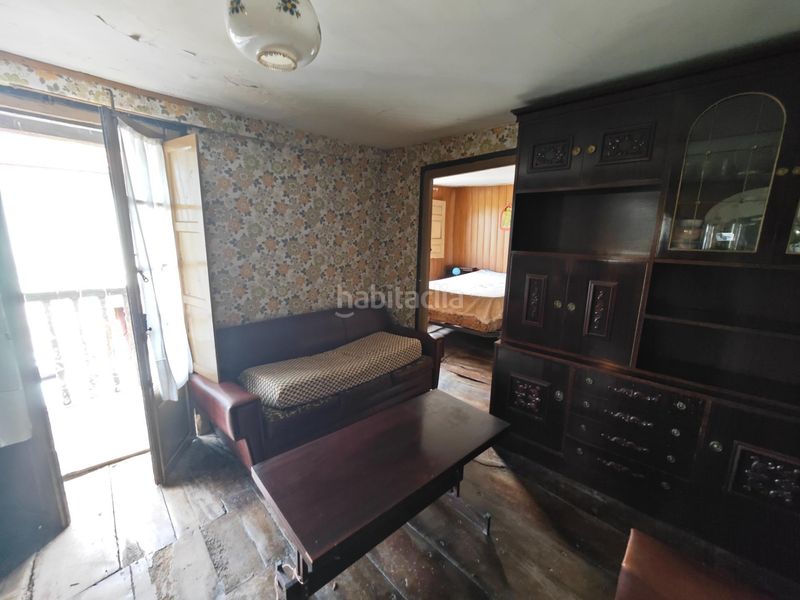 Foto 1e68d871-8182-4976-853f-ed0de9ab0e03. Casa adossada a Alfoz de Lloredo