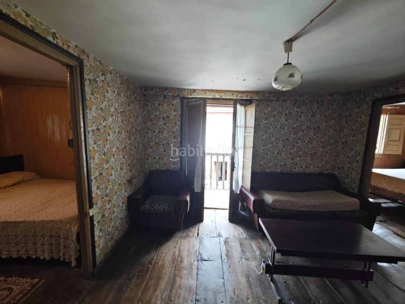 Foto f13e8e1f-6af0-4af2-980d-34313651b171. Casa adossada a Alfoz de Lloredo