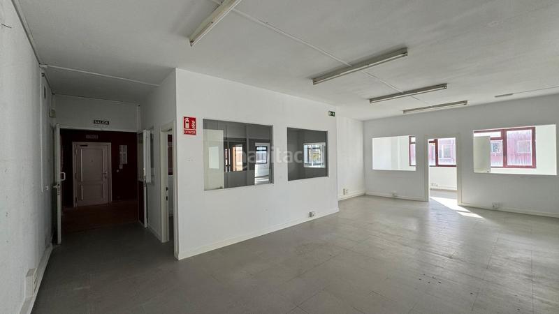 Foto 40fc2779-2917-4f11-b657-1add1c294bf5. Oficina a Alisal - San Román Santander