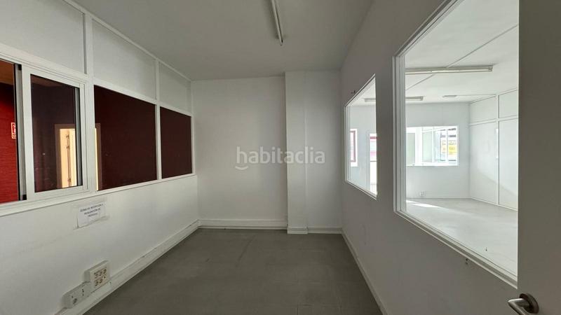 Foto 582d75cf-6077-4b75-8cd9-8b7f7cd592c1. Oficina a Alisal - San Román Santander