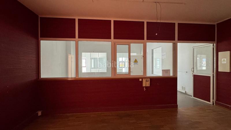 Foto d01f7e84-2613-4145-a8ec-ea8418fa62e8. Ufficio in Alisal - San Román Santander