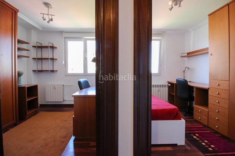 Foto 8fb23db9-8920-4041-8022-d4856587a4f8. Alquiler piso  totalmente exterior con vistas al mar, garaje y ascensor en Santander