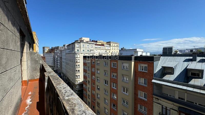 Foto bfb857a2-3fd2-4ff4-9345-ef4c5bbe0521. Appartamento in calle cádiz 19 in Centro - Ayuntamiento Santander