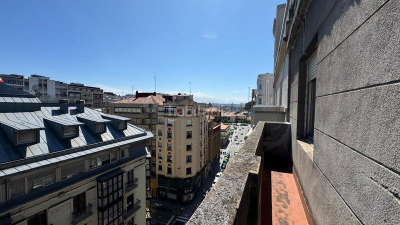 Foto 330ba5c4-1869-44a4-aaeb-3e05497d659a. Flat in calle cádiz 19 in Centro - Ayuntamiento Santander