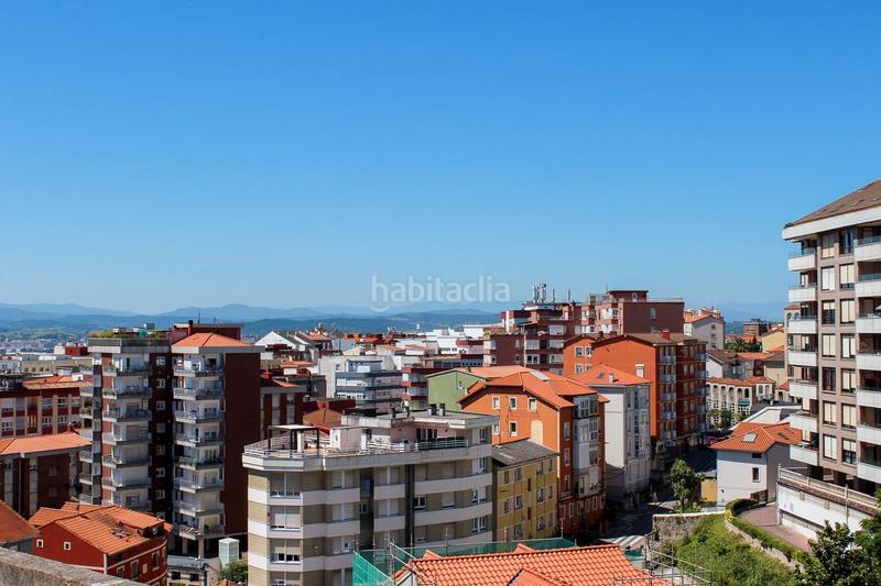 Foto 66e41b7a-7357-42a3-b1ec-f28e7d4ca8bf. Dúplex amplio dupluex orientado al sur con garaje y trastero en Santander