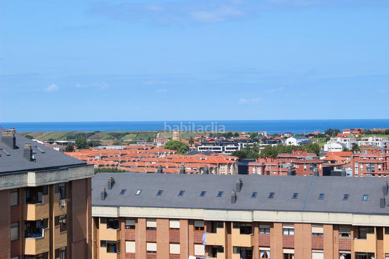 Foto 38f96072-780d-4056-861d-f2fc6c711a74. Piso vivienda con amplia terraza en camilo alonso vega en Santander