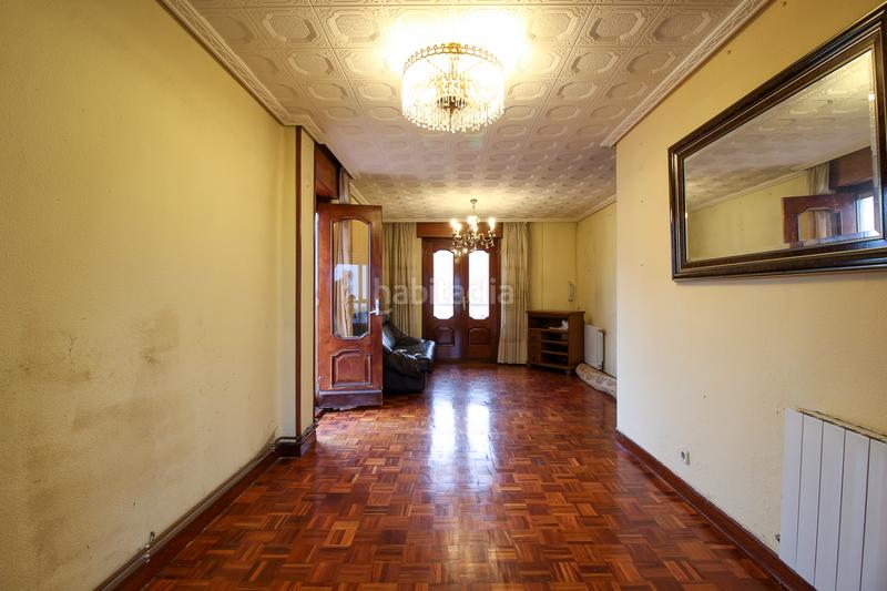 Foto d1b5bd6e-2600-4f7b-97df-c244116739e1. Piso vivienda con amplia terraza en camilo alonso vega en Santander