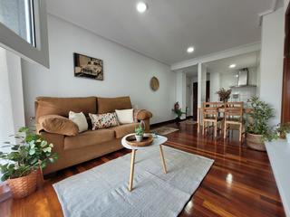 Appartement à Cudón. Venta apartamento en cudon con plaza de garaje y trastero