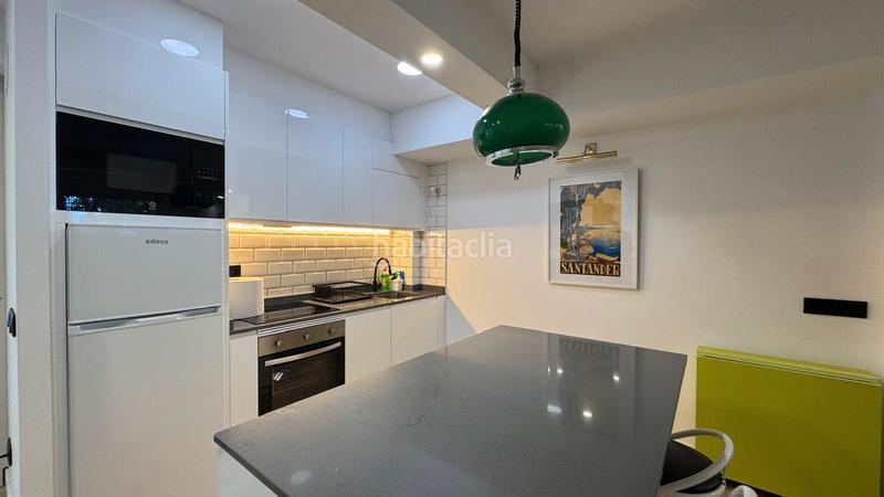 Foto 1c9aa8b9-6ebc-4850-a2f2-3de554918d5f. Location appartement avec chauffage dans El Sardinero Santander