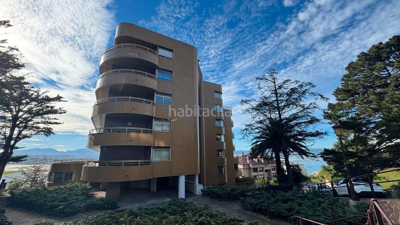 Foto 45bc4aea-f1d3-411c-8d69-f2cb751b2784. Location appartement avec chauffage parking dans El Sardinero Santander
