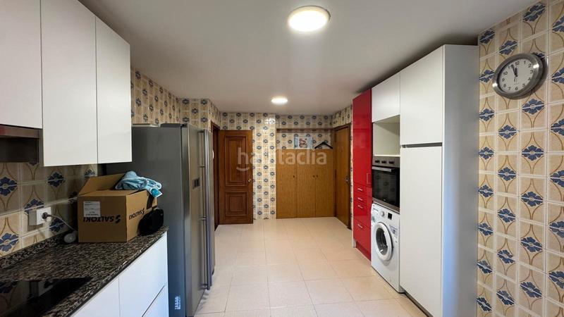 Foto 5be49eba-d342-4b6d-8459-2e793a9c86a5. Location appartement avec chauffage parking dans El Sardinero Santander