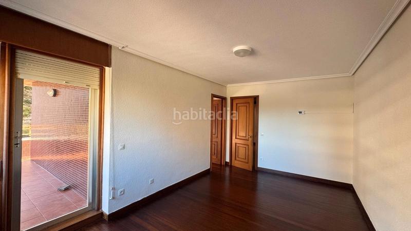 Foto 7bdba5f3-85f1-44dc-b83c-4cb5fad343bd. Location appartement avec chauffage parking dans El Sardinero Santander
