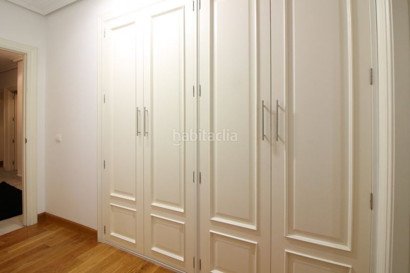 Foto 0dd644c3-21ac-4481-97bd-1c72a181f576. Pis amb calefacció aparcament a Centro - Ayuntamiento Santander