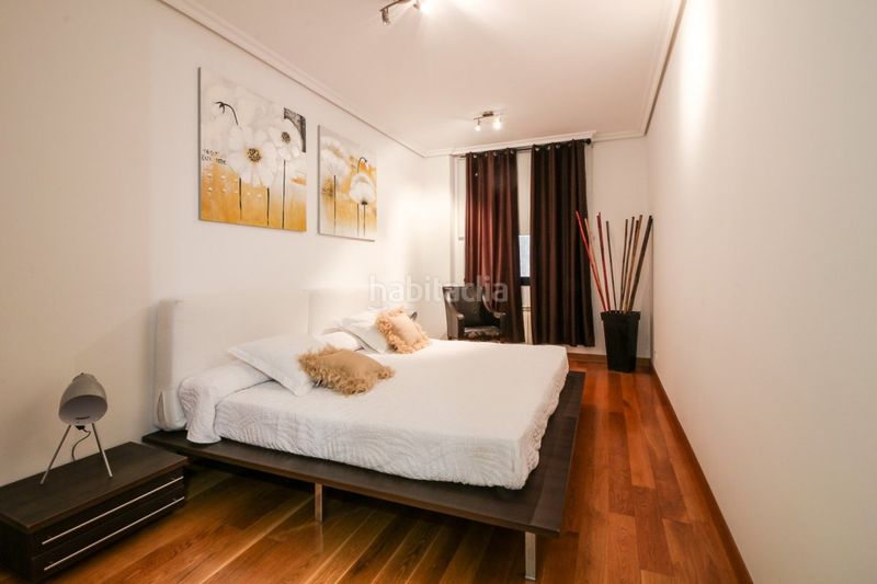 Foto d3f26ea3-4ac6-4e9c-8319-479b84526509. Pis amb calefacció a Centro - Ayuntamiento Santander