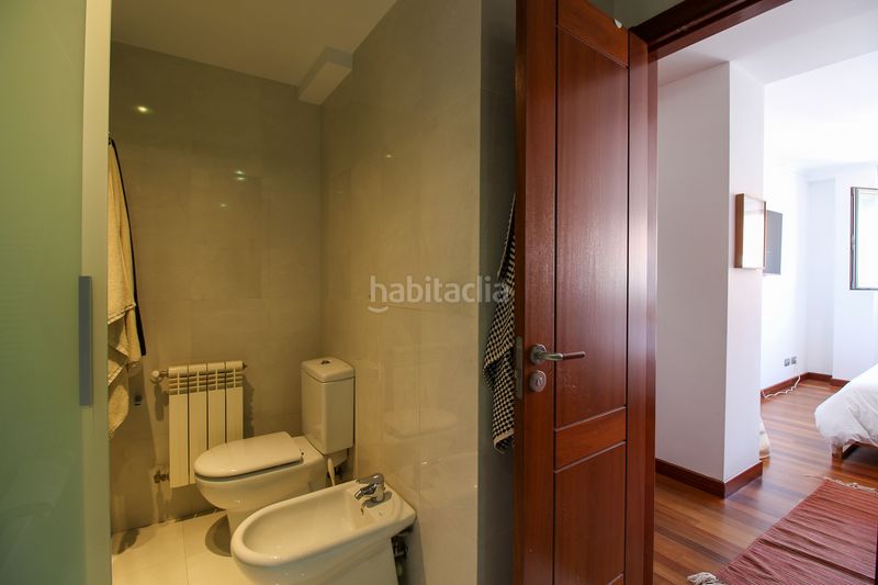 Foto 455298c2-767e-4305-86d9-0b009b834861. Dúplex amb calefacció aparcament piscina a Valdenoja Santander