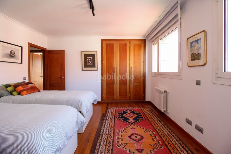 Foto 8d8836b1-bb36-48c9-9d30-a6df913b1e72. Dúplex amb calefacció aparcament piscina a Valdenoja Santander