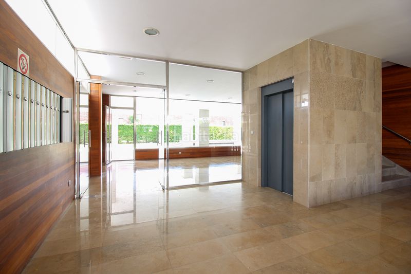 Foto 9b8fff47-f42d-4c02-a60b-bdb9ed7e52b4. Dúplex amb calefacció aparcament piscina a Valdenoja Santander