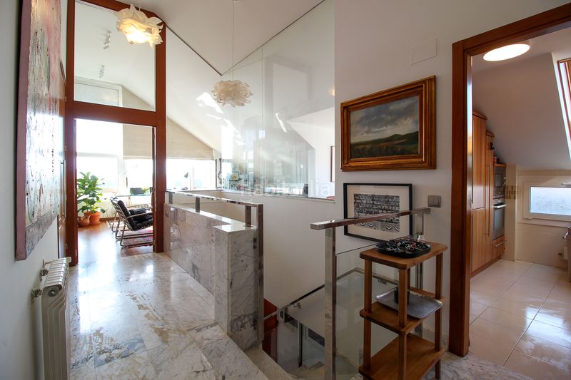 Foto b7e41d86-216a-4273-910d-dd892f7febe2. Dúplex amb calefacció aparcament piscina a Valdenoja Santander