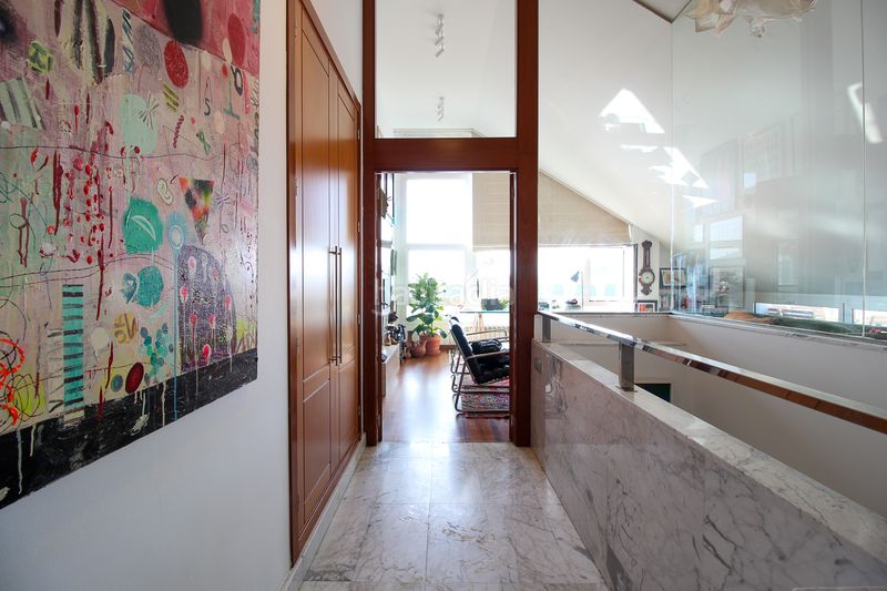 Foto bf003123-3461-463b-b25d-f736bd72e420. Dúplex amb calefacció aparcament piscina a Valdenoja Santander