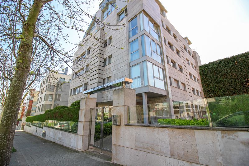 Foto dac027a9-a6f9-4c0f-bd0c-9f4546aea9e6. Dúplex amb calefacció aparcament piscina a Valdenoja Santander